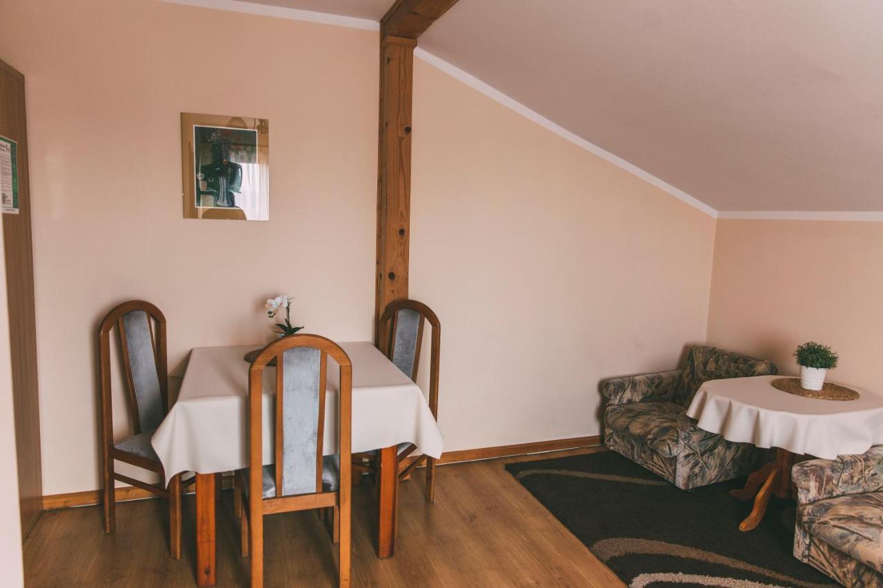 Choczewo Pokoje Goscinne & Restauracja Pestka מראה חיצוני תמונה